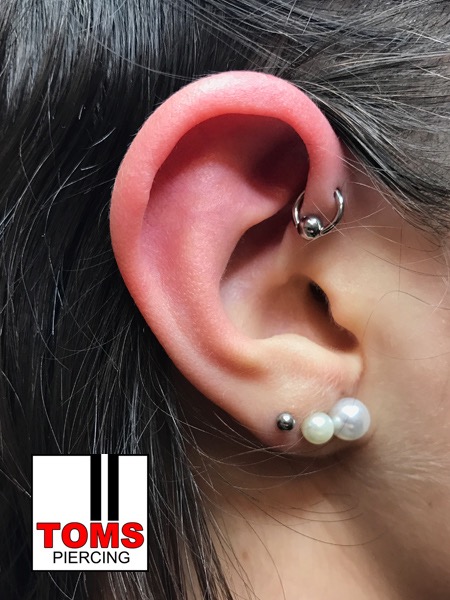 Forwardhelixpiercing9.jpg